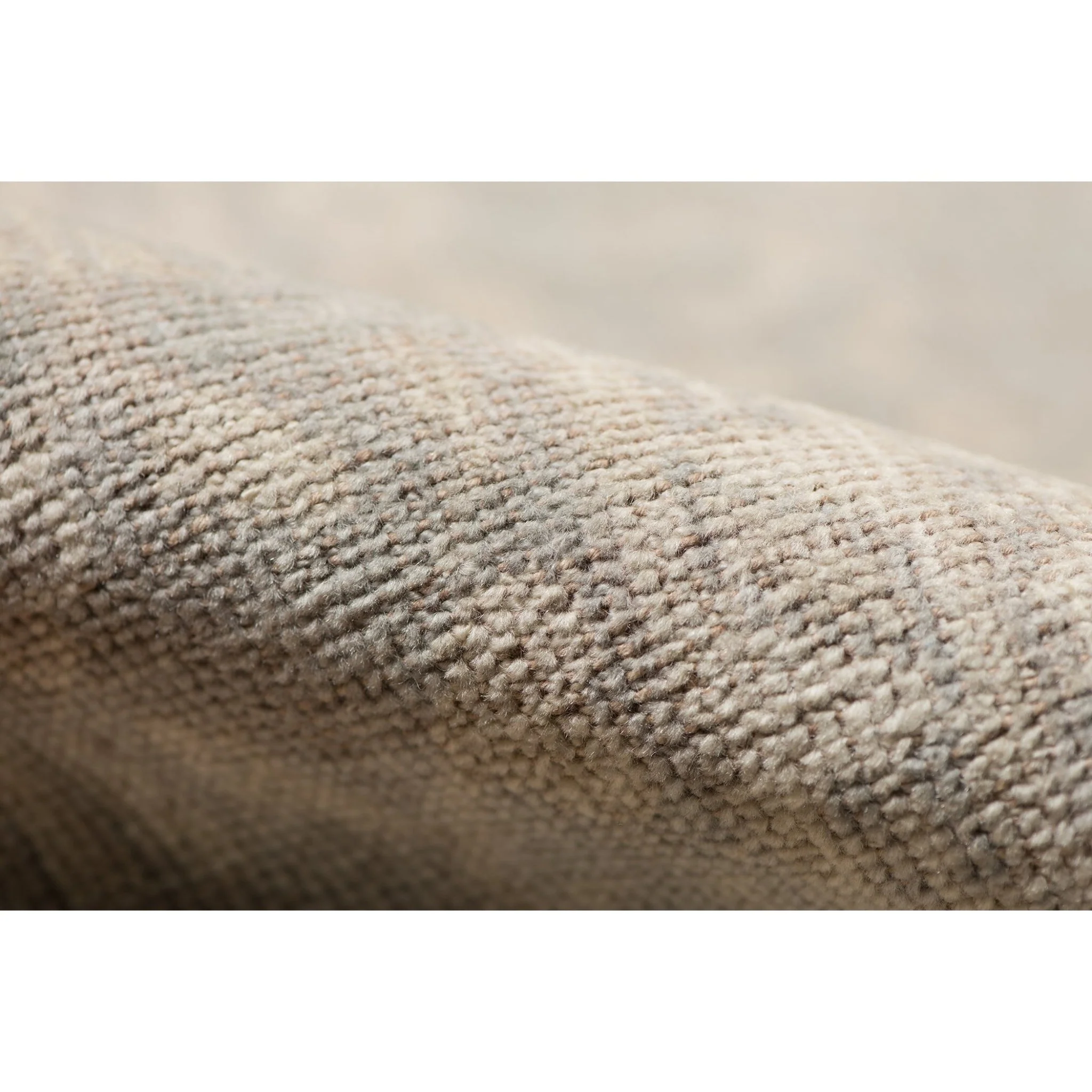 Amer Rugs AIN-2 Ainsley Classic Bordered Area Rug - Image 8
