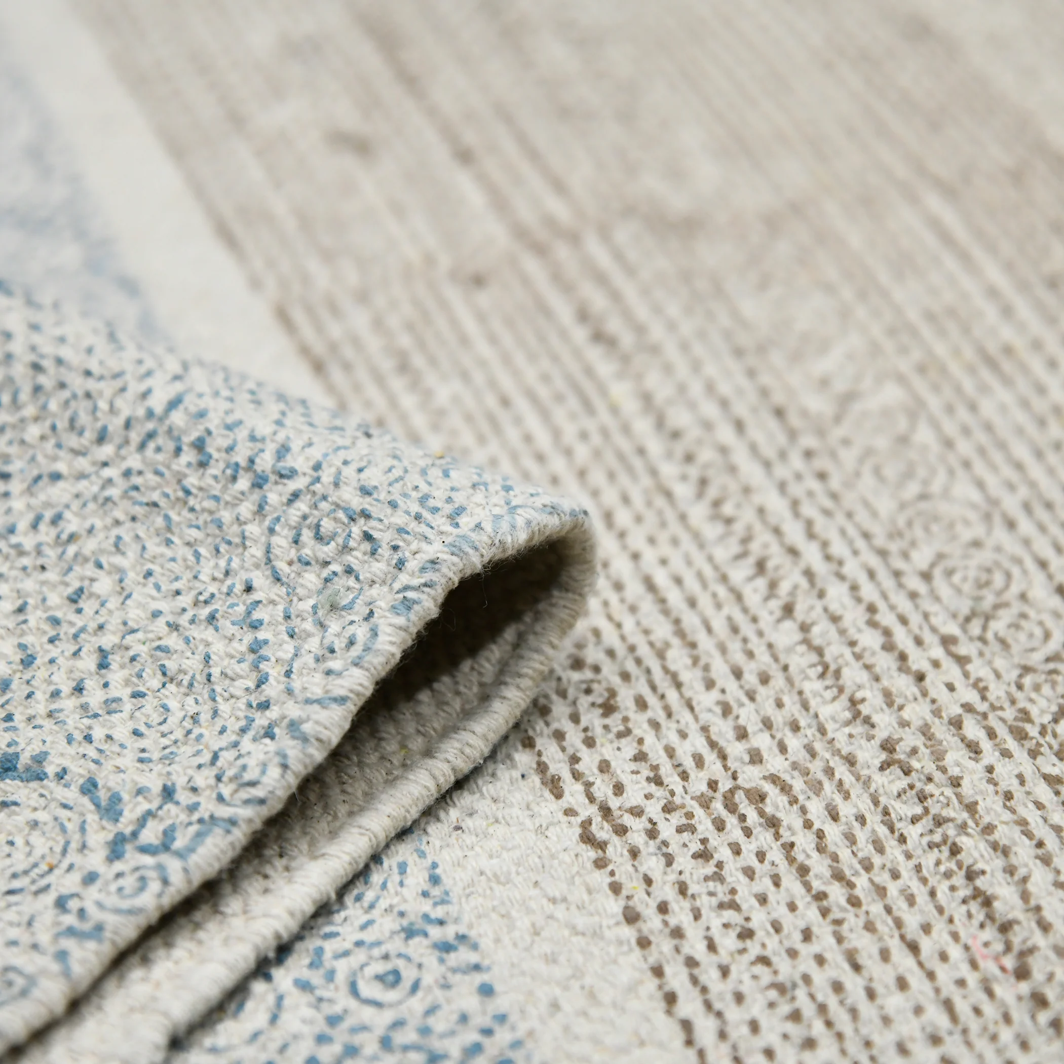 Amer Rugs DUN40508 Dune Distressed Geometric Stone Blue 5' X 8' Area Rug - Image 10