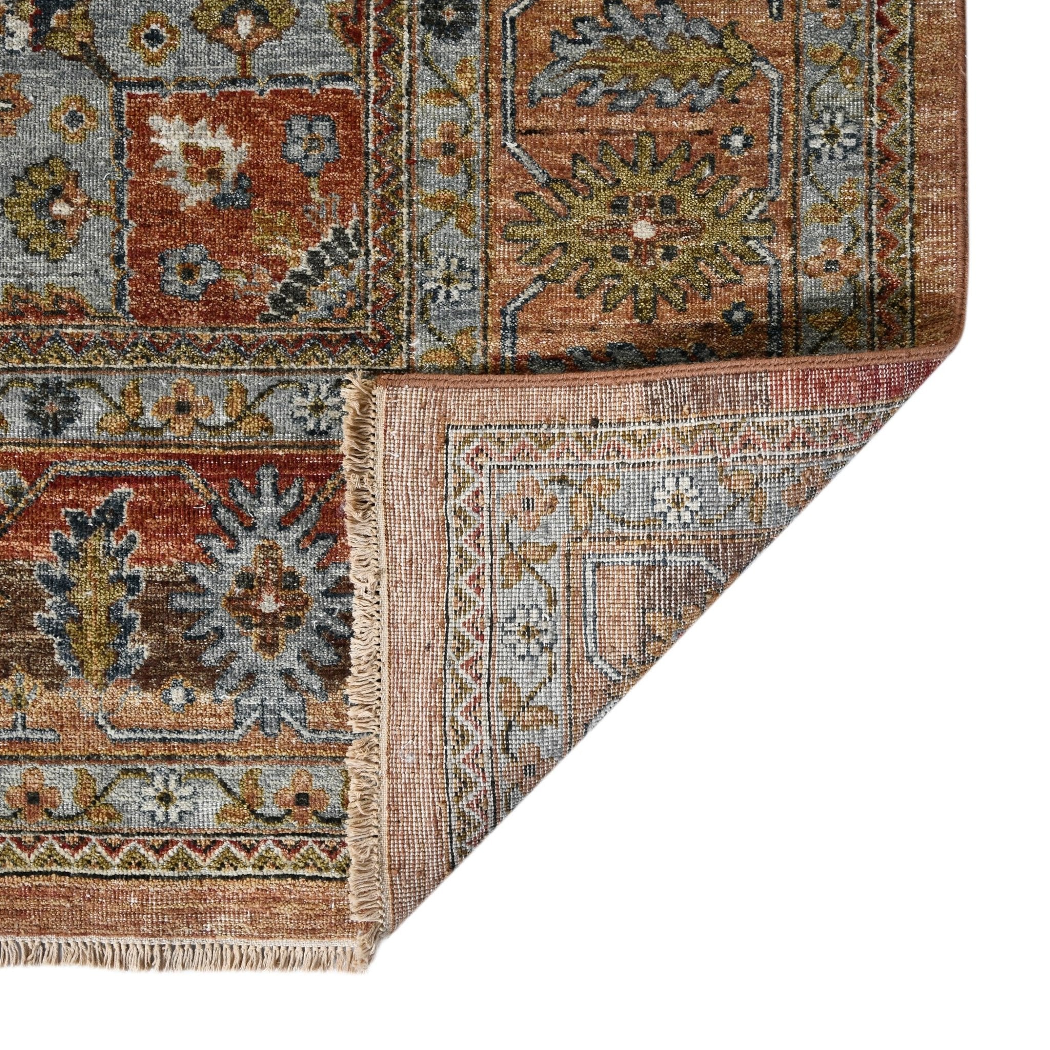 Amer Rugs MIL-4 Milano Classic Medallion Area Rug