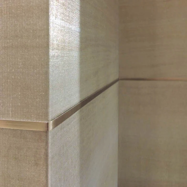 Armani PROFILE 9470 in Beige Wallpaper