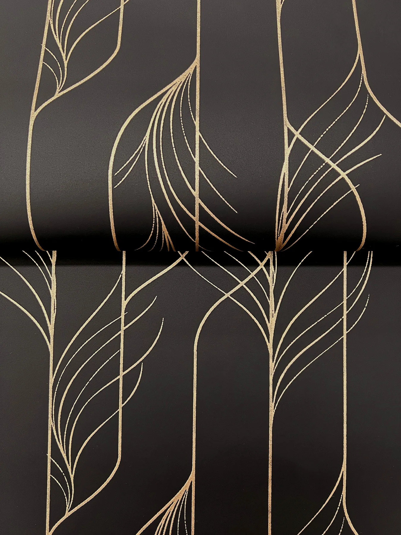 Candice Olson DF3305 Elemental Thread Black & Gold Wallpaper - Image 4