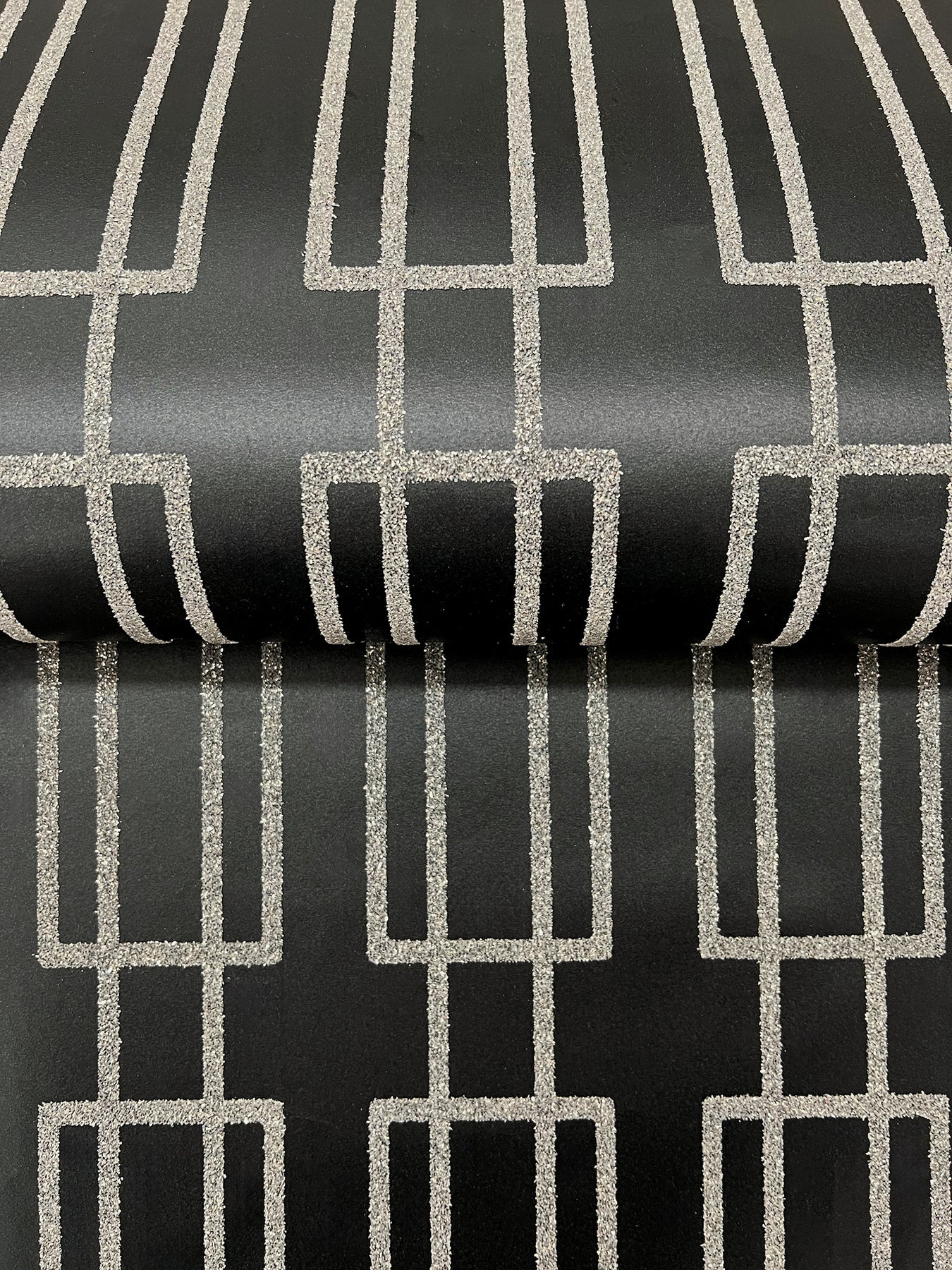 Candice Olson DF3328 Terrace Black Wallpaper - Image 4
