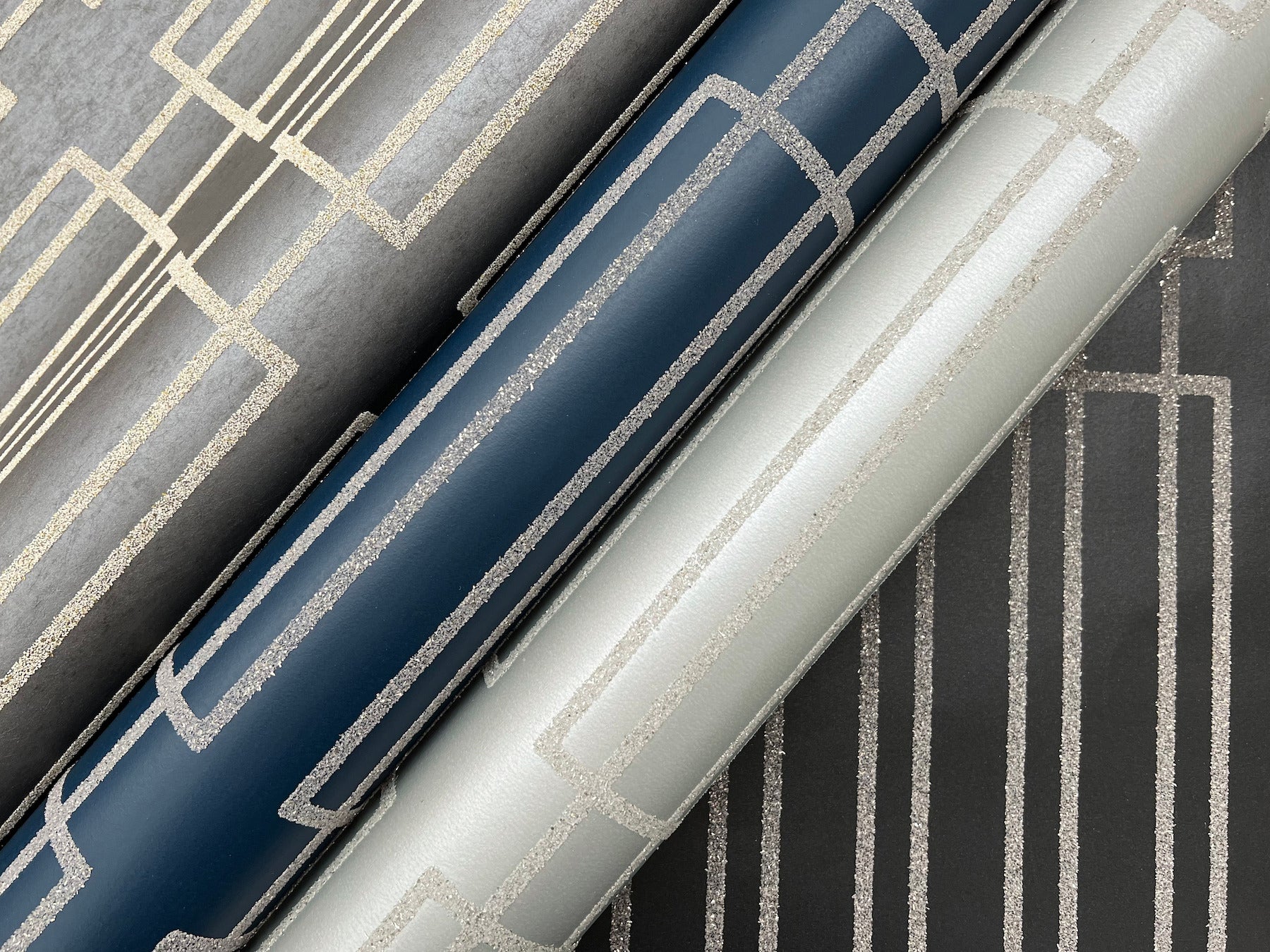 Candice Olson DF3328 Terrace Black Wallpaper - Image 7