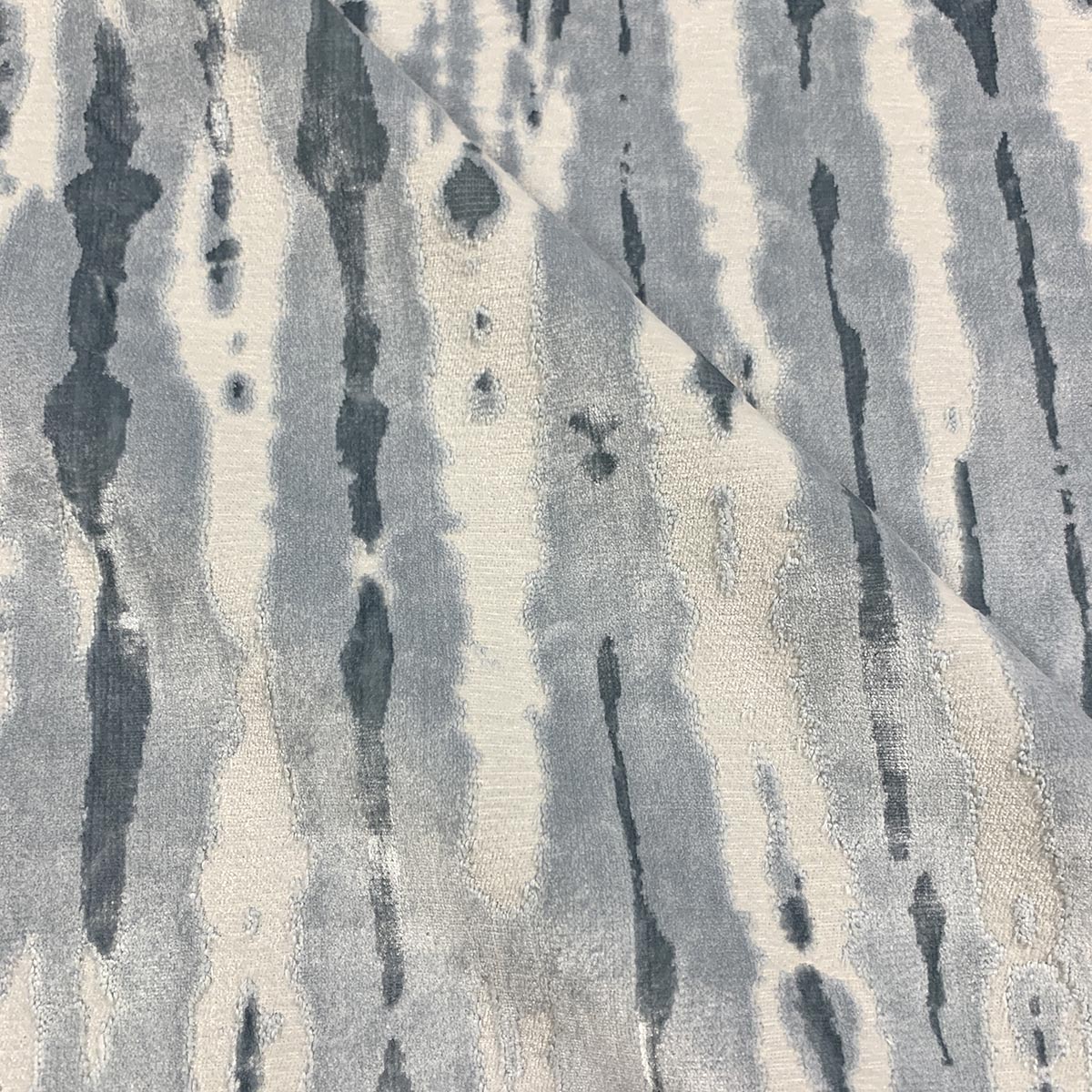 Mag Fabrics 10319 ZANTHOR ICEBERG Fabric - Image 2