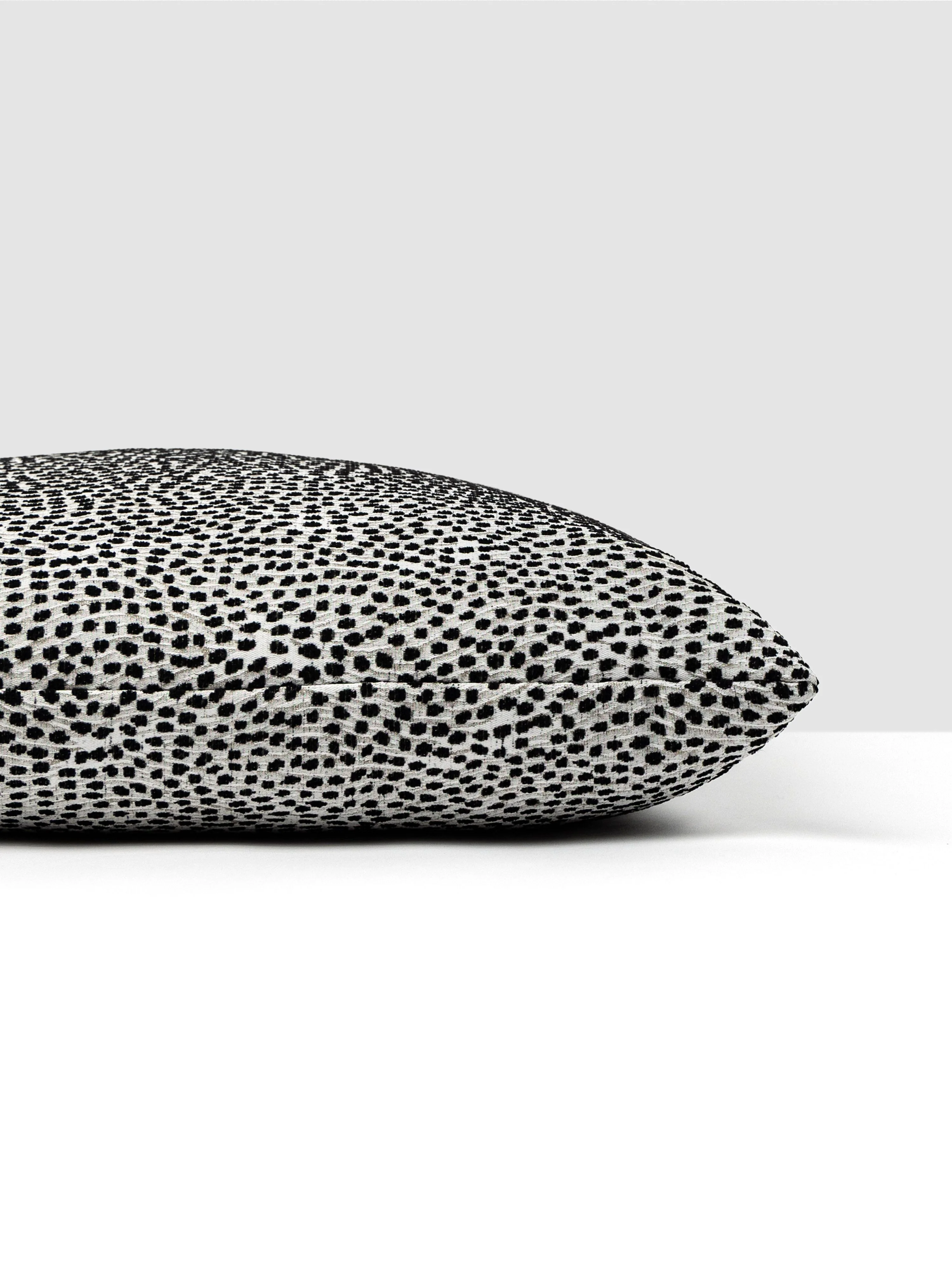 Scalamandre BI 0006FLURRPILL FLURRY PILLOW