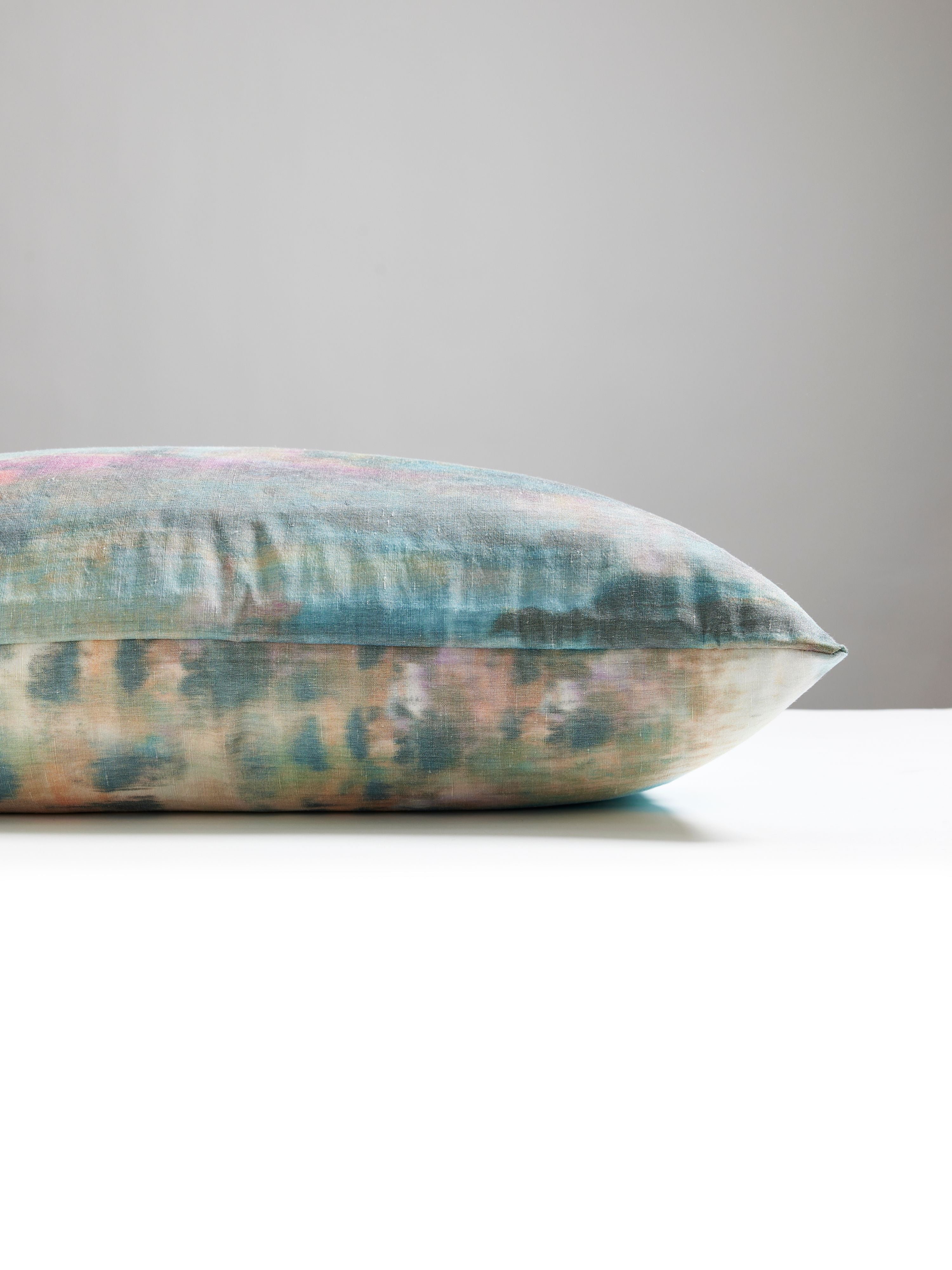 Scalamandre E5 0001AUROPILL AURORA PILLOW