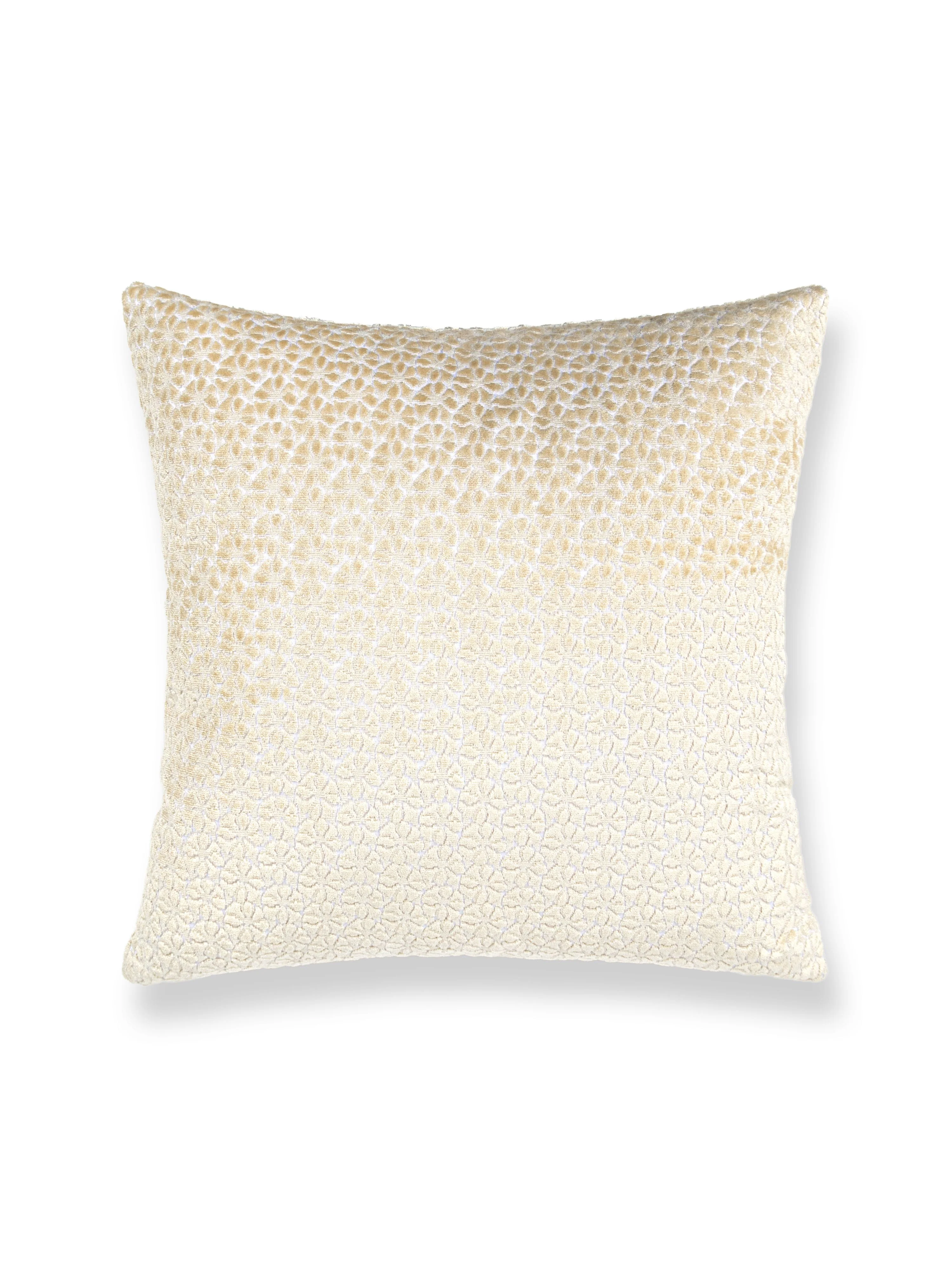 Scalamandre HN 0001SDDK27332 PETAL VELVET PILLOW - Image 2