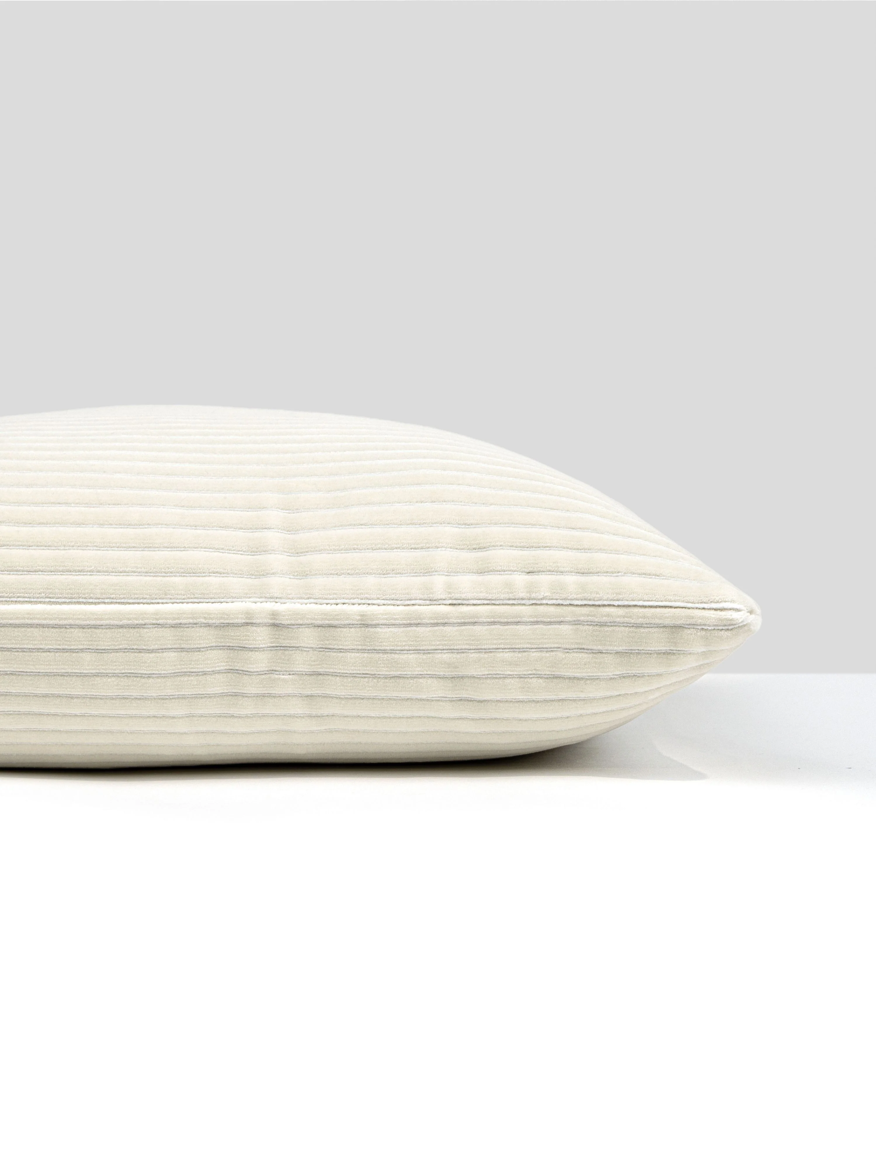 Scalamandre HN 0001SDDK42004 HIGHLIGHT PILLOW