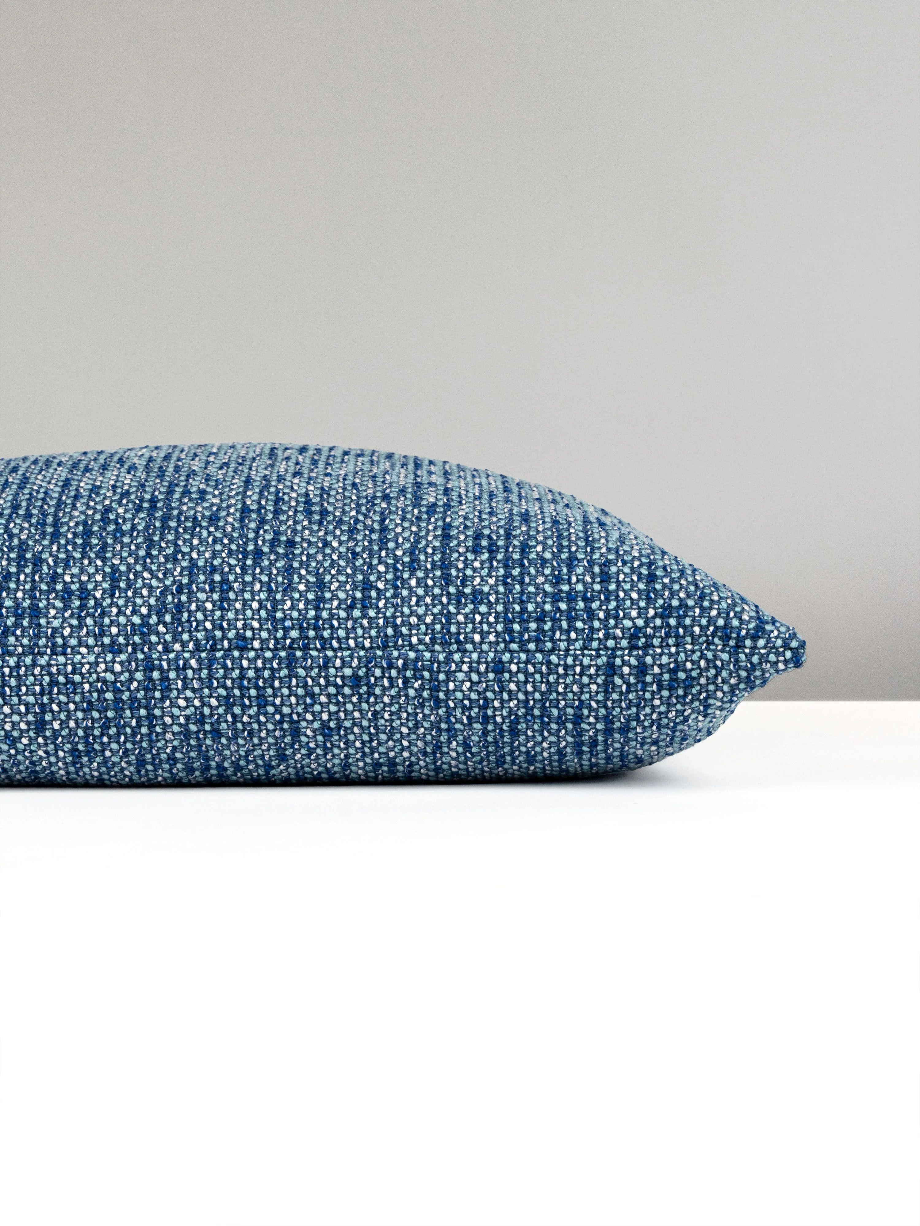 Scalamandre R7 0001TORRSPILL TORRS PILLOW