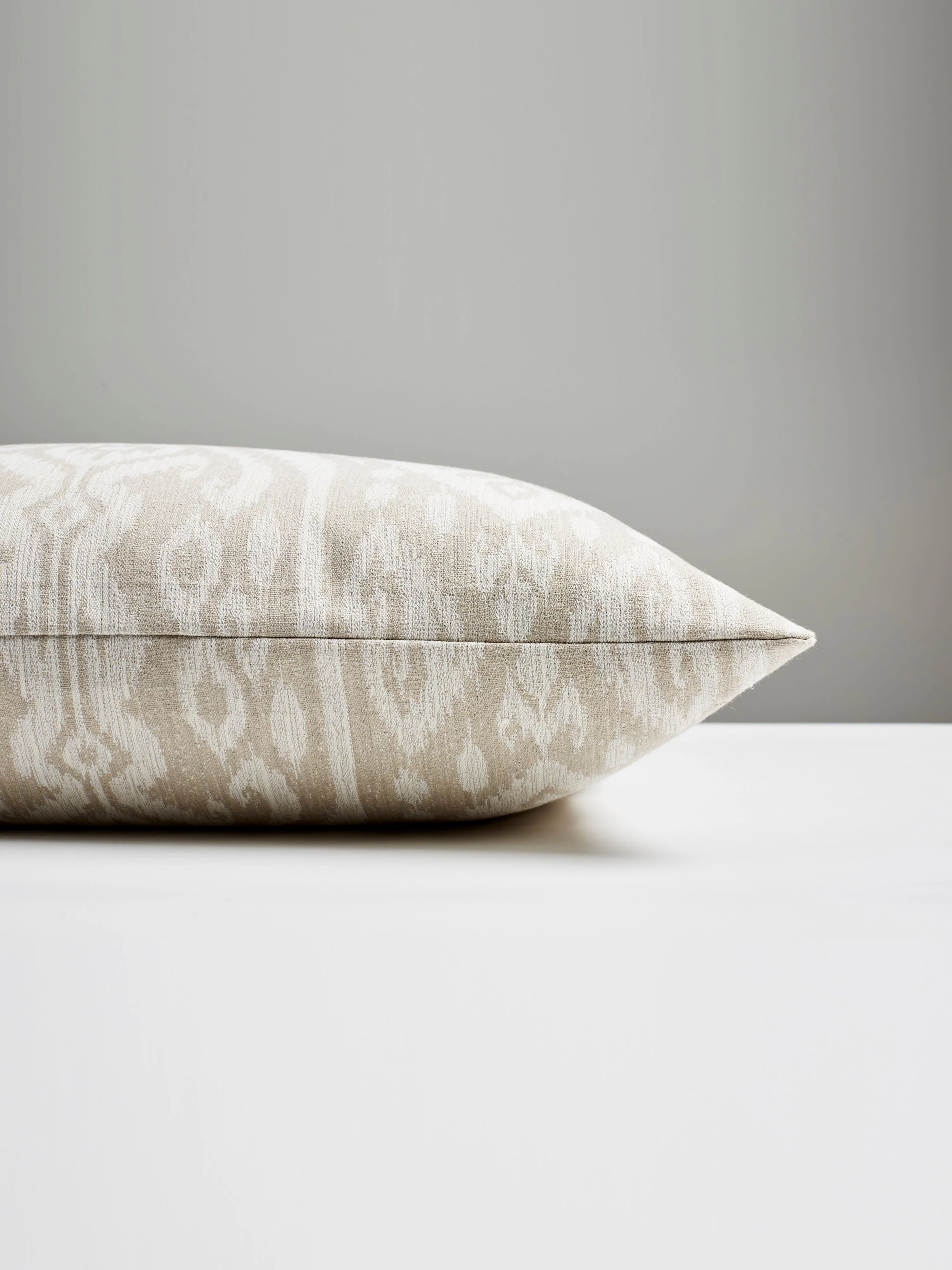 Scalamandre SC 0001BORNPILL BORNEO IKAT OUTDOOR PILLOW - Image 2