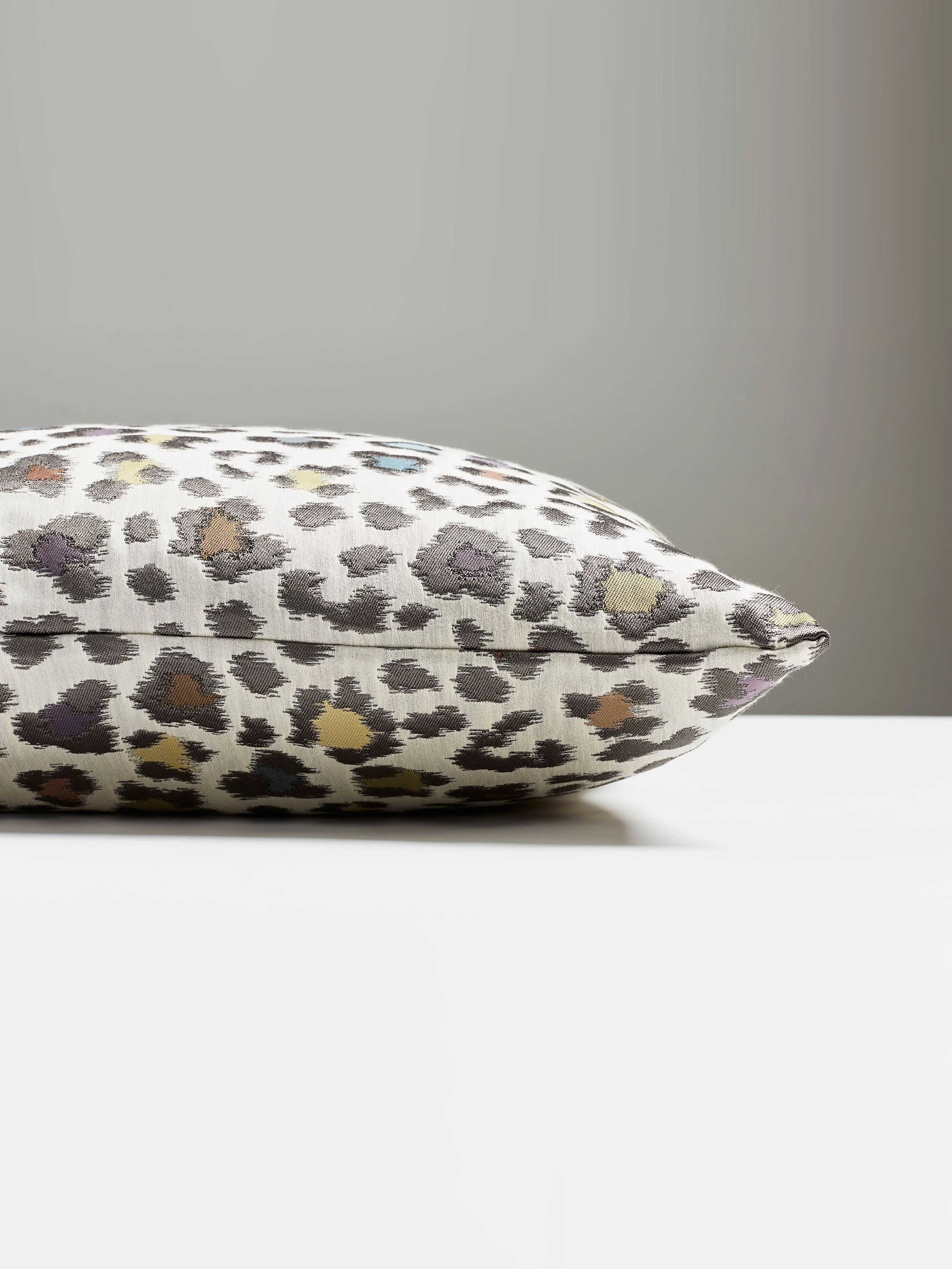 Scalamandre SC 0001ROSEPILL ROSETTE WOVEN PILLOW