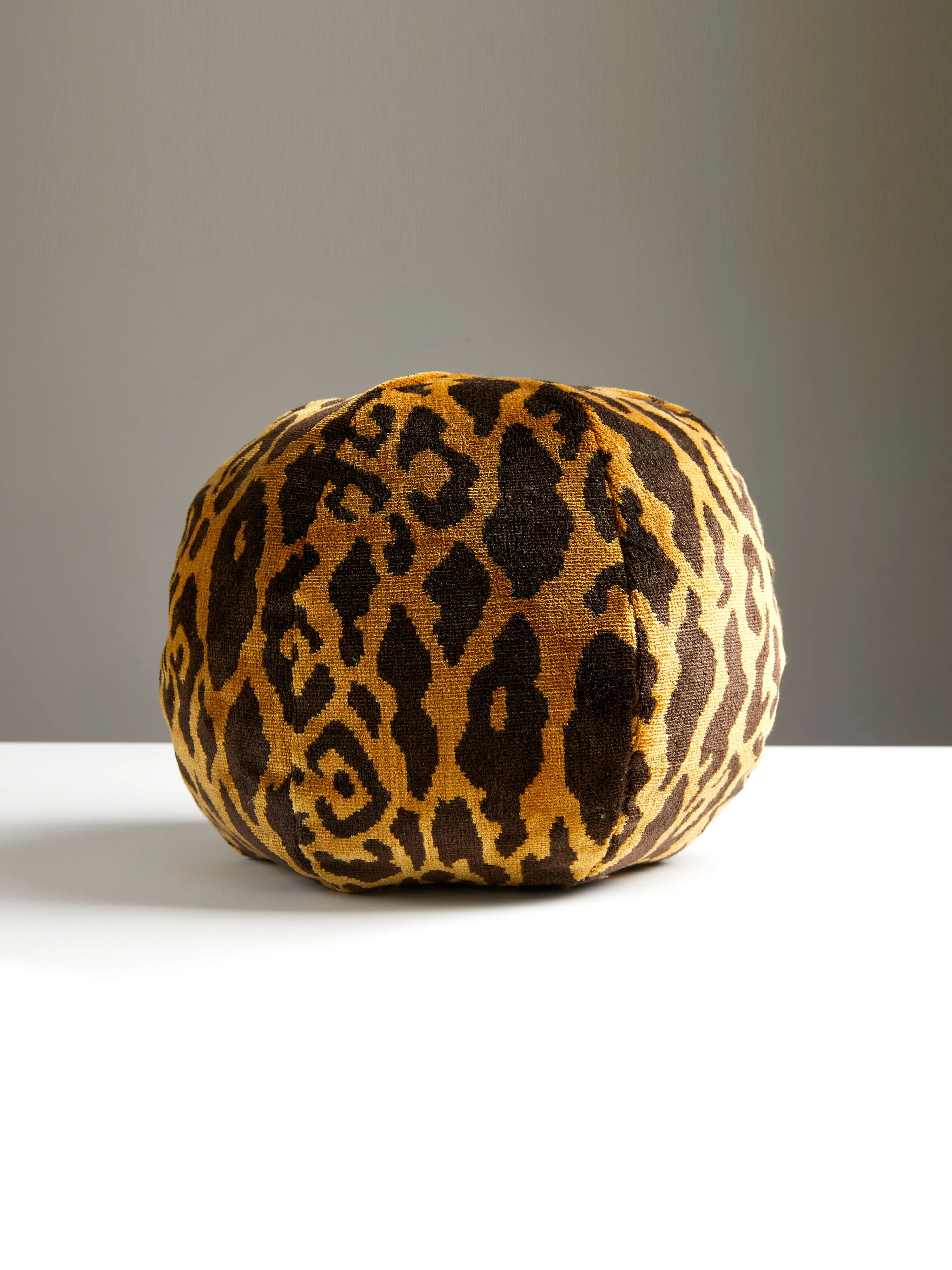 Scalamandre SC 0001SLEOPPILL LEOPARDO PILLOW - Image 2