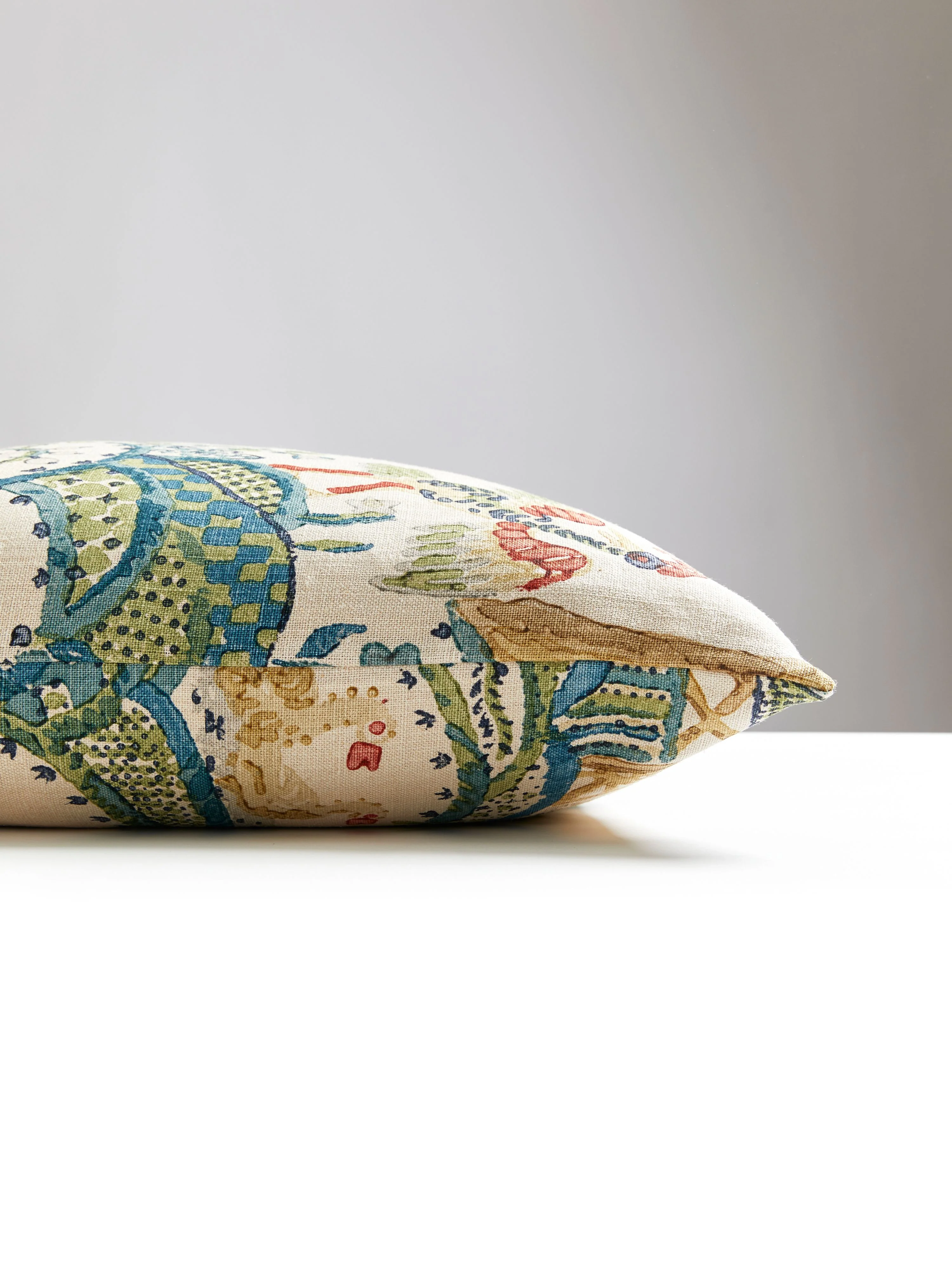 Scalamandre SC 0003KELMPILL KELMESCOTT HAND BLOCK PILLOW