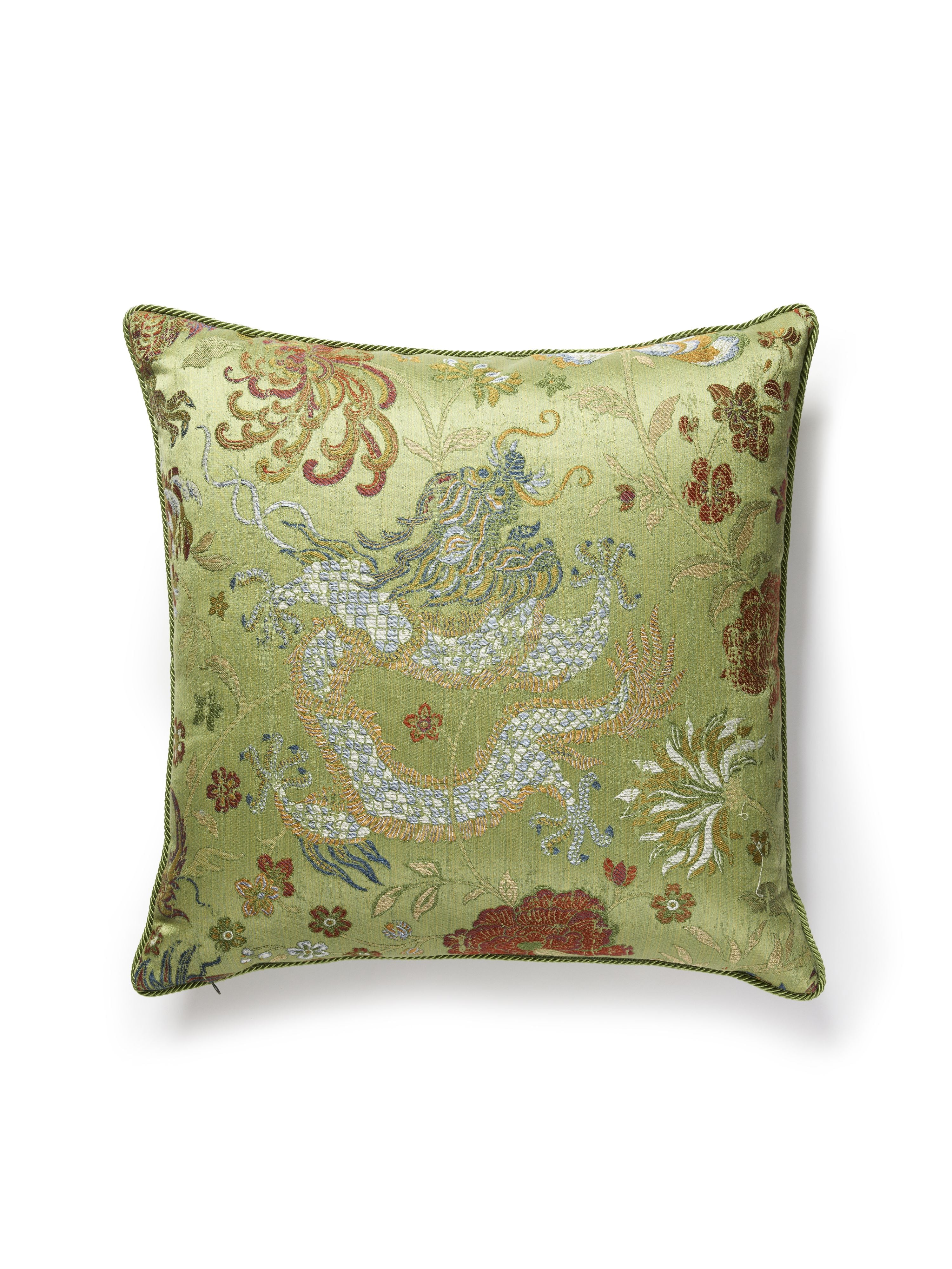Scalamandre SC 0003SDDC27327 DRAGON TABLEAU PILLOW - Image 2
