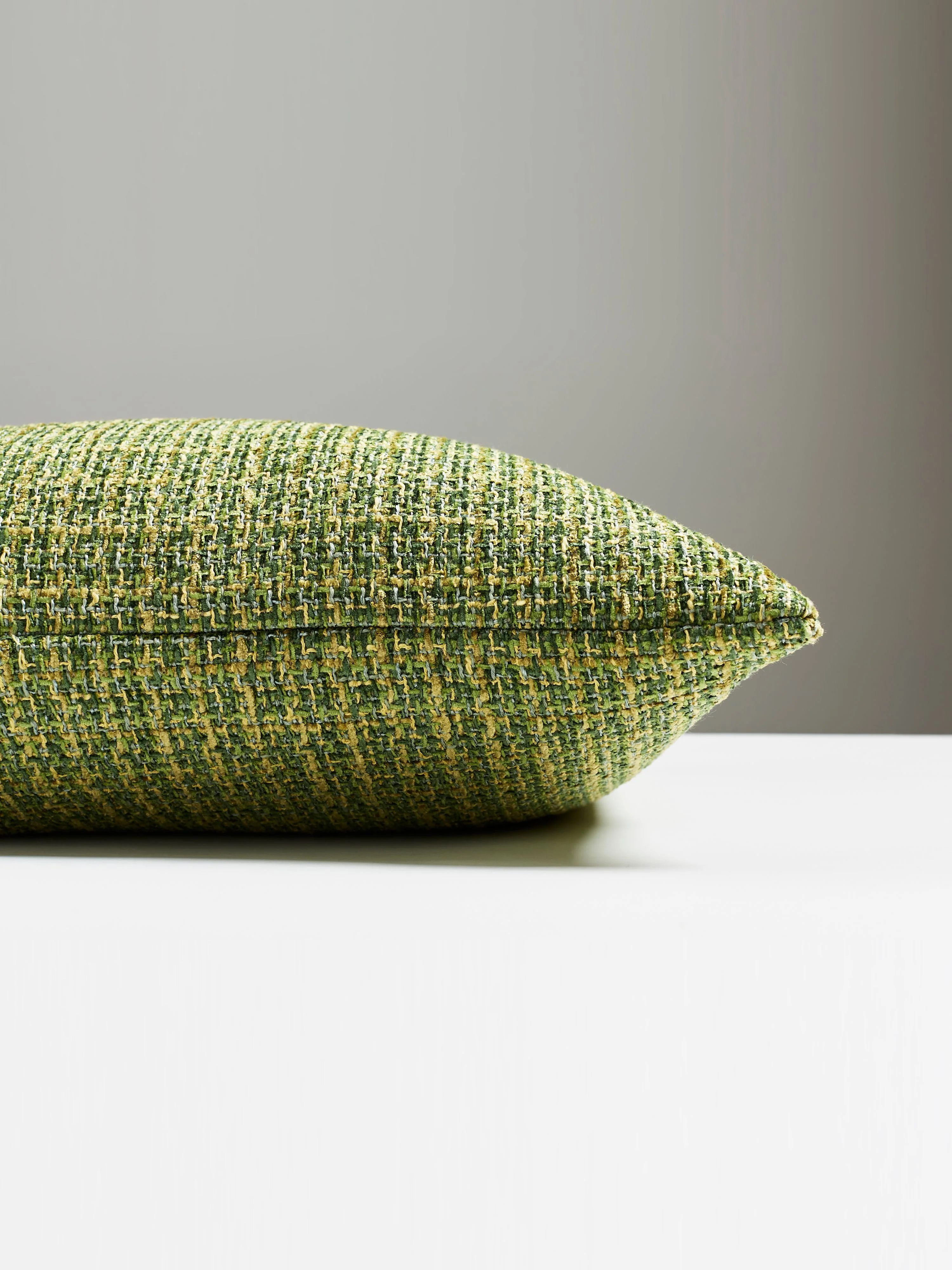 Scalamandre SC 0004HIGHLPILL HIGHLAND CHENILLE PILLOW