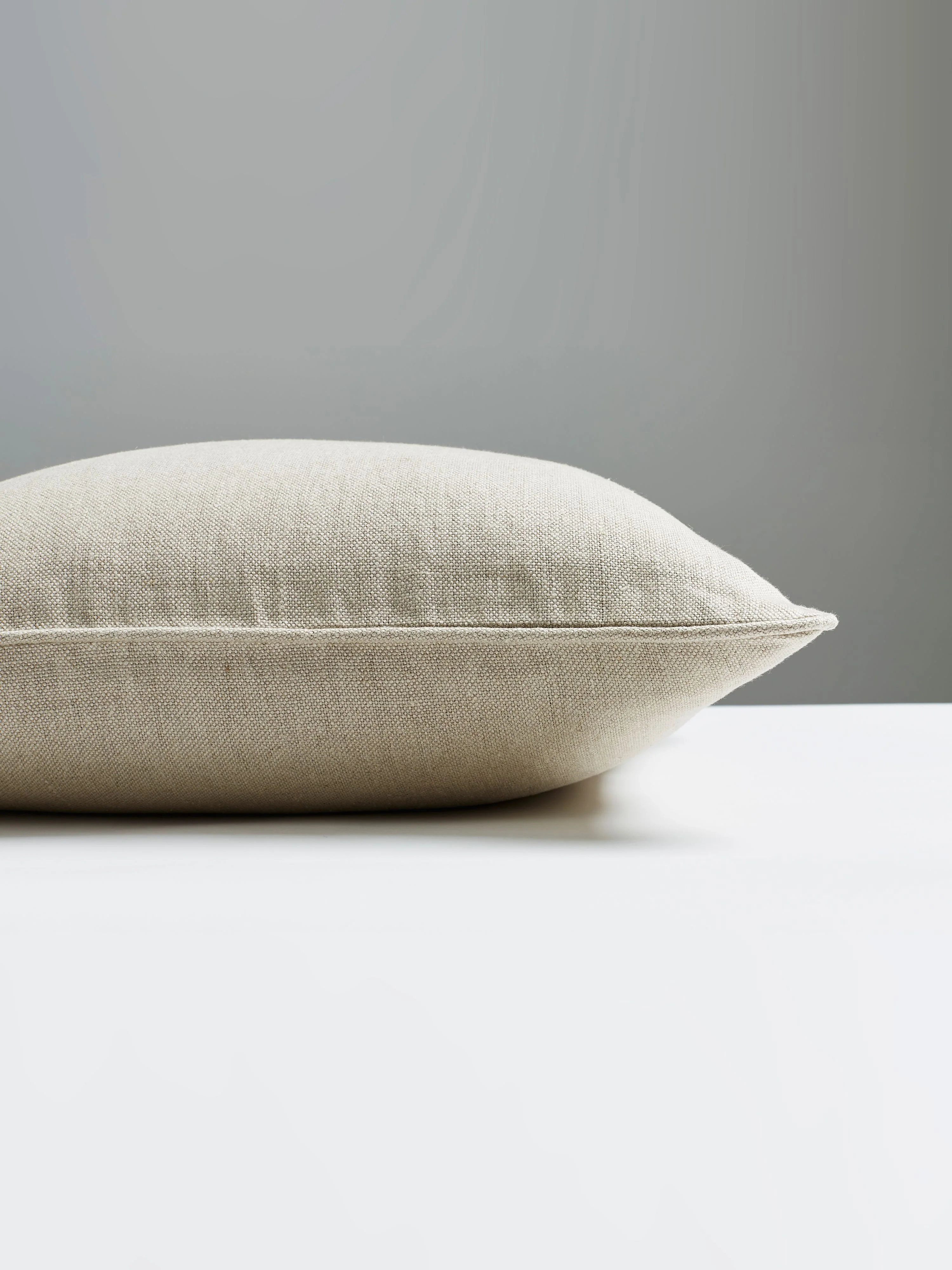 Scalamandre SC 0004TOSCPILL TOSCANA LINEN PILLOW
