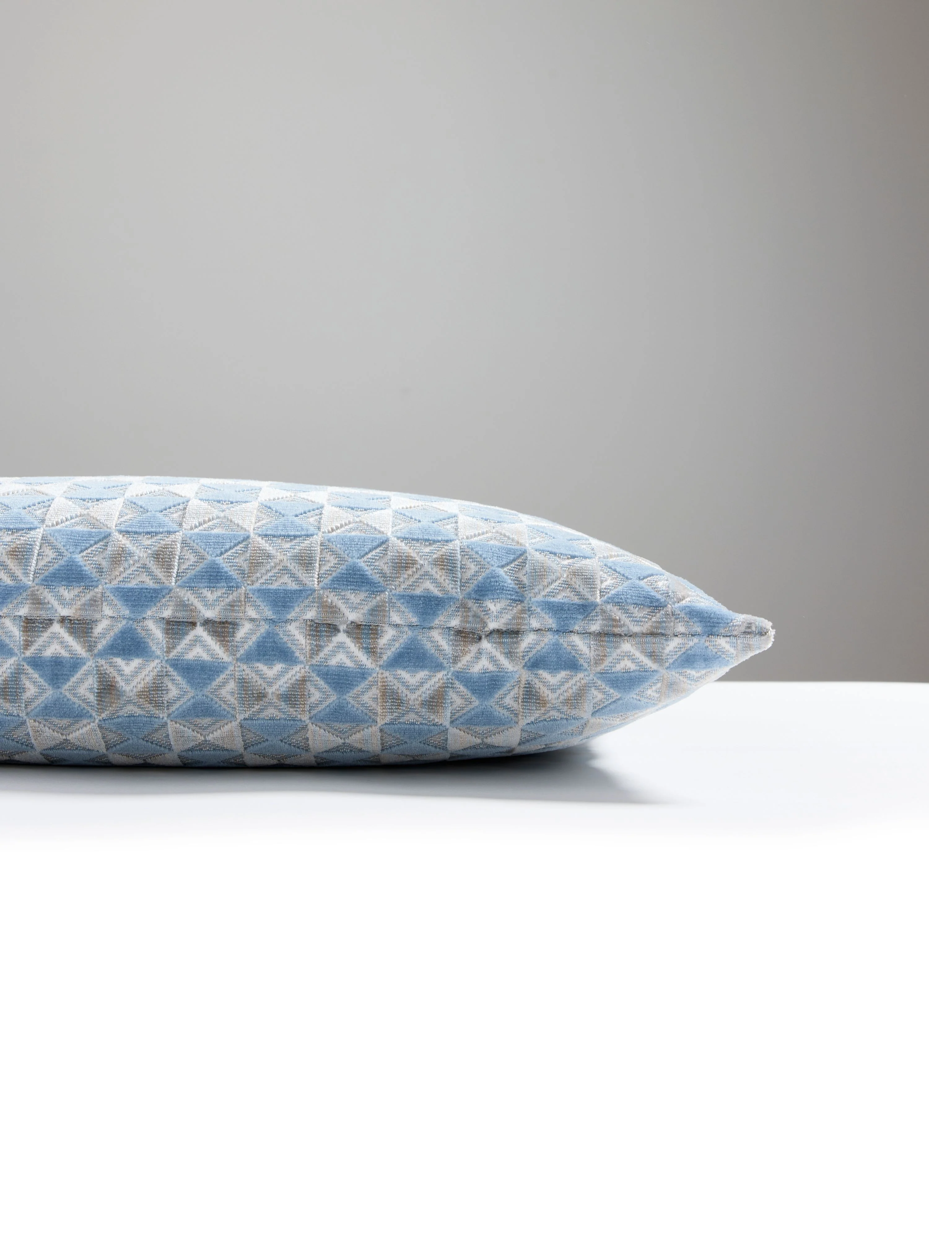 Scalamandre SC 0005LBDK27324 PARLOR VELVET PILLOW