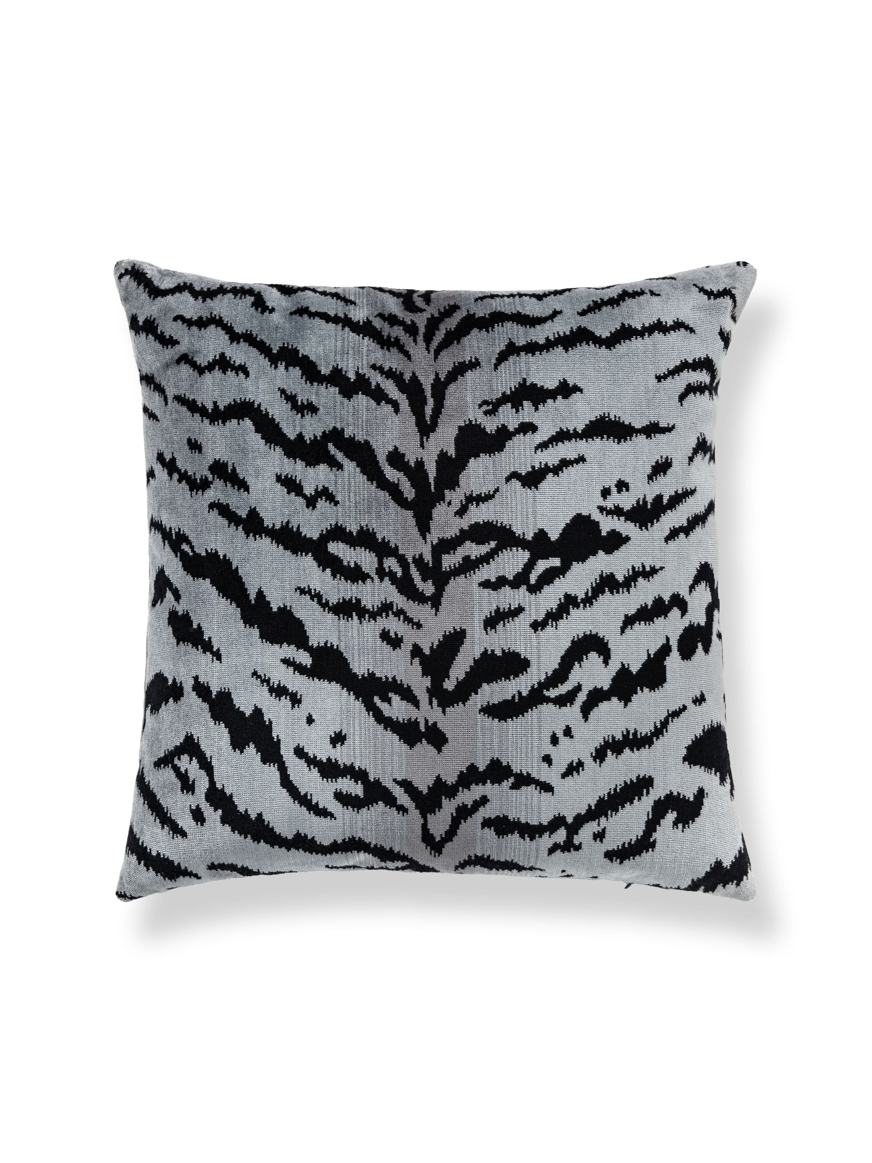 Scalamandre SC 0005TDDK26167 TIGRE/VELVET PILLOW - Image 2